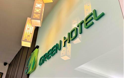 Green Hotel
