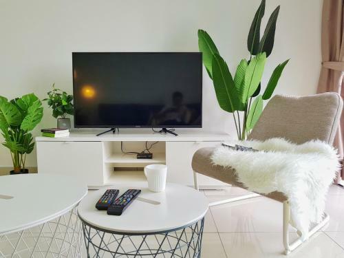 Apartamento S2 The Trigon @ Luxury Comfort Home At Setiawalk