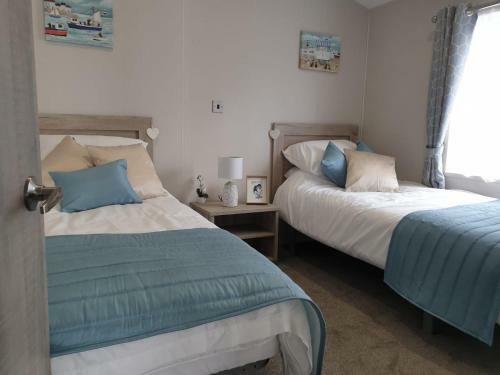 Chichester Lakeside Luxury Lodge