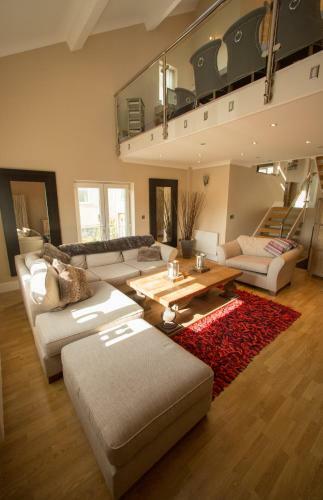 Luxury Model Home, Sandbrook Villas