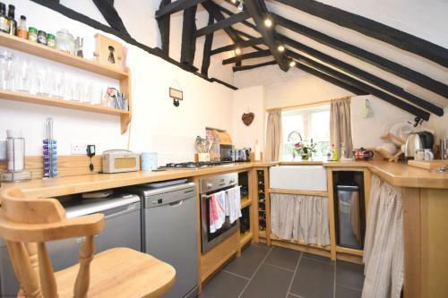 Rose Cottage, Middleton
