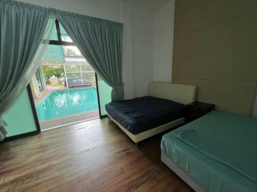 Bluwater Grande Villa 9 By Vale Pine