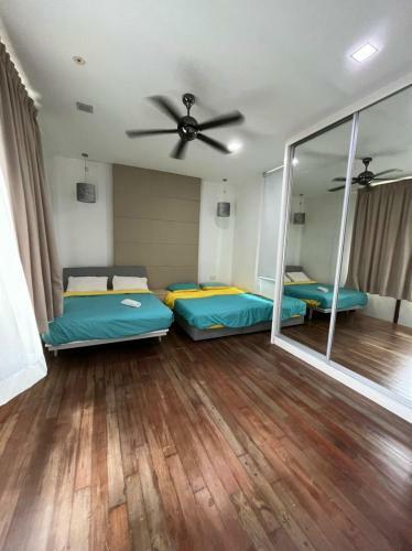 Bluwater Grande Villa 9 By Vale Pine