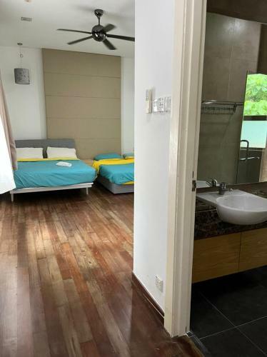 Bluwater Grande Villa 9 By Vale Pine