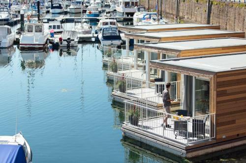 Lodge Milford Waterfront Holiday Properties