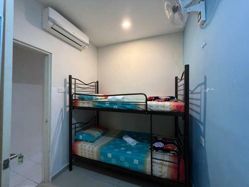 Jiaxin Homestay - Puteri Wangsa????