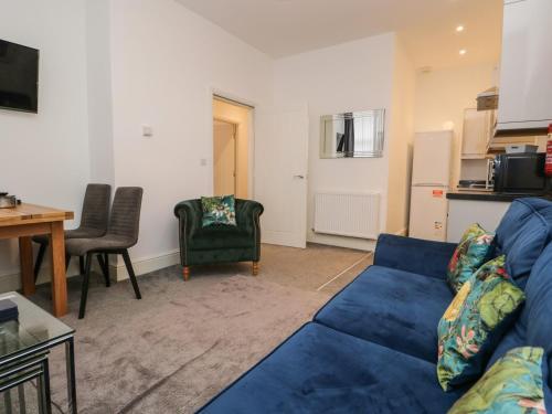 Trinity House Holiday Apartments - Trinity One