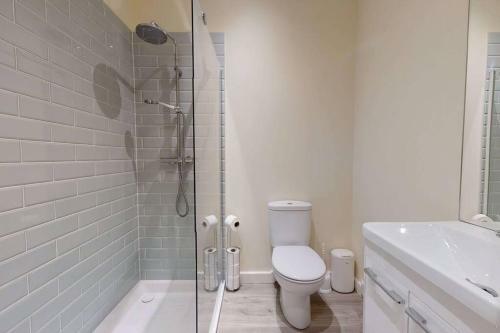 Peashell Farm Apartments - The Highlander