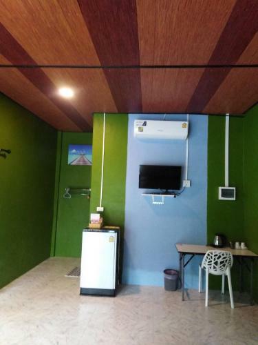 Hostal Khao Thalu Guest House