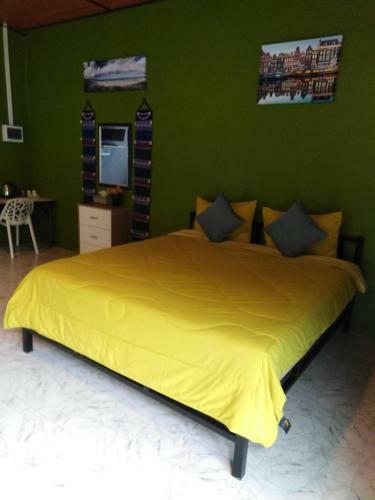 Hostal Khao Thalu Guest House