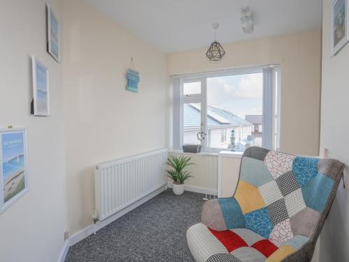 Coastal Cafe Apartment