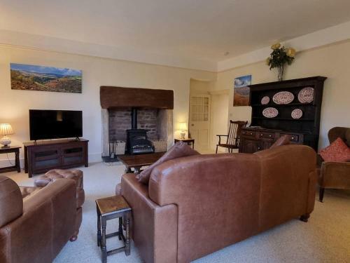 East Wing Sandhill Manor