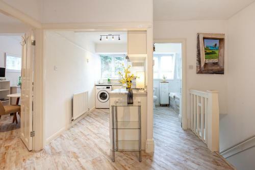 Cosy 2 Bed Apartment - Close To Leeds Centre