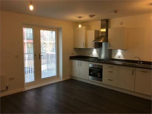 Gorgeous One Bed Parkside/ City Centre Apartment
