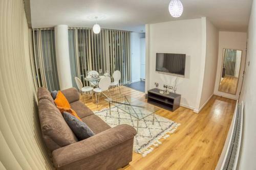 Luxury Two Bed City Apartment -the Hub