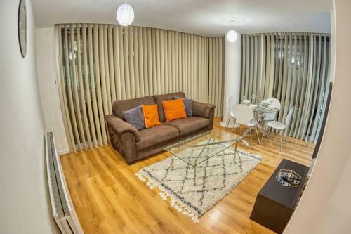 Luxury Two Bed City Apartment -the Hub