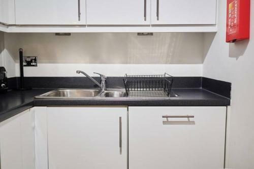 Luxury Two Bed City Apartment -the Hub
