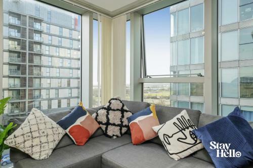 Apartamento Contemporary, Modern, 2-bed Apt, Prime Central Mk