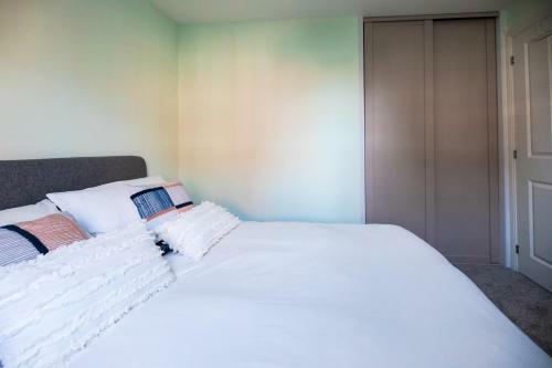 Apartamento Fairfields Gem By Crew Homes