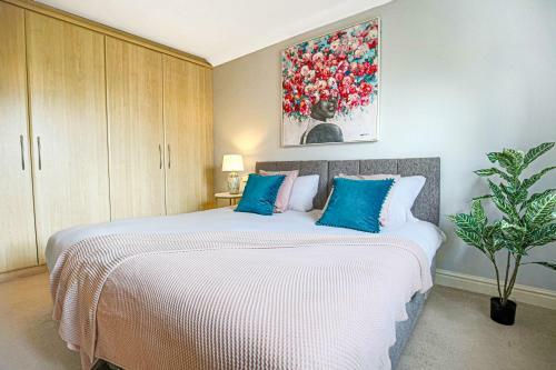 Executive Monkston Apartment By Crew Homes