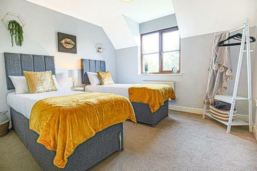 Executive Monkston Apartment By Crew Homes
