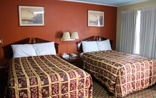 Savannah Motel