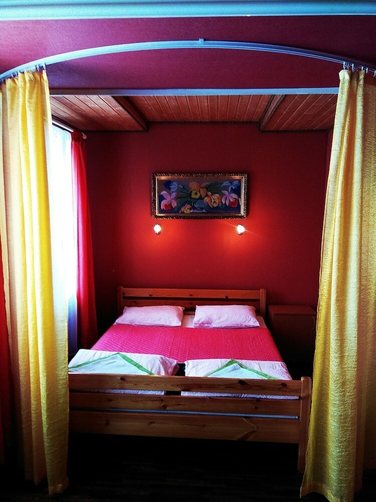 Abyrvalg Hotel
