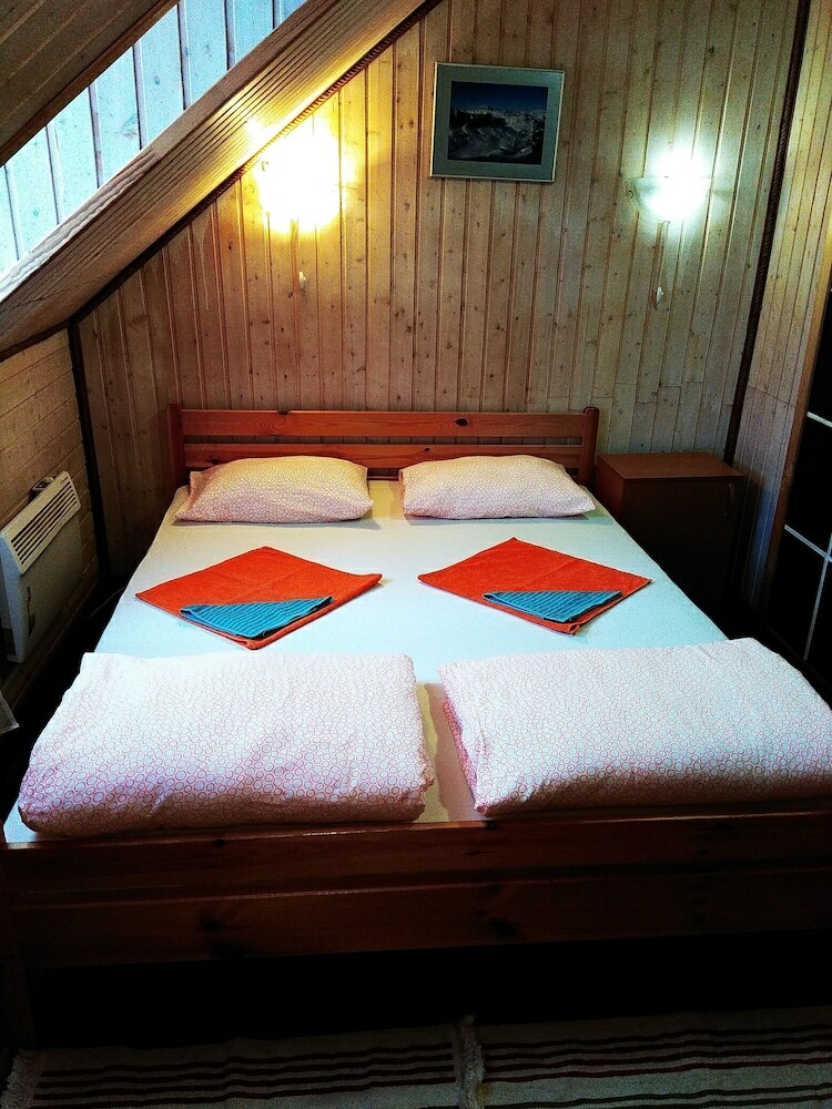 Abyrvalg Hotel