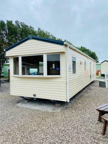 Grange 37 Regent Bay Holiday Park