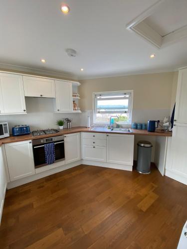 Rockhill Mumbles With Stunning Sea Views