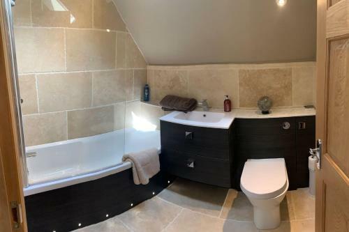 Luxurious Private Coach House