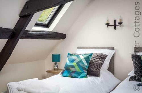 Dove Cottage Naunton