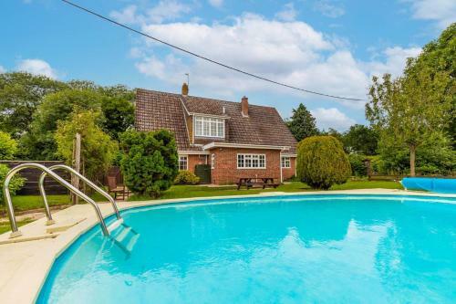 Alderfen View - Norfolk Holiday Properties
