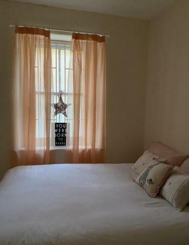 Stunning 2-bed Apartment Above Schooners Bar