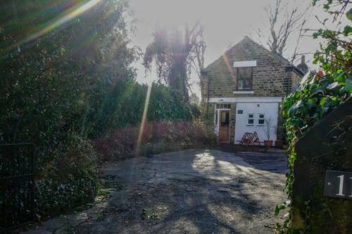 Apartamento Old Coach House. Self-contained. Private. Parking