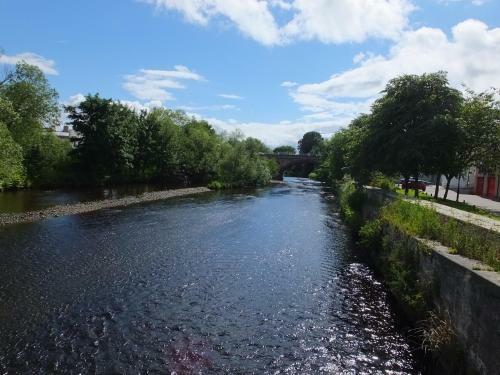Luxury Riverbank Apartment, Nairn