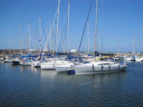 Luxury Riverbank Apartment, Nairn