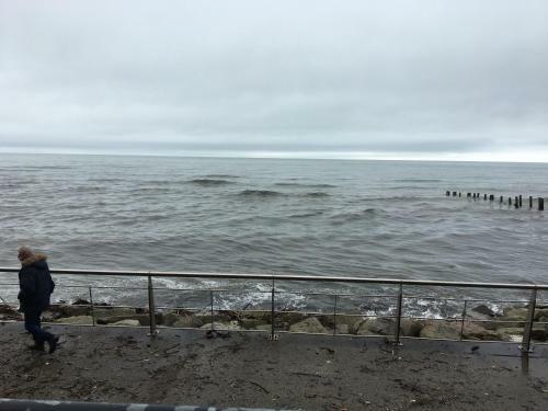 B2 Waterfoot Apartment