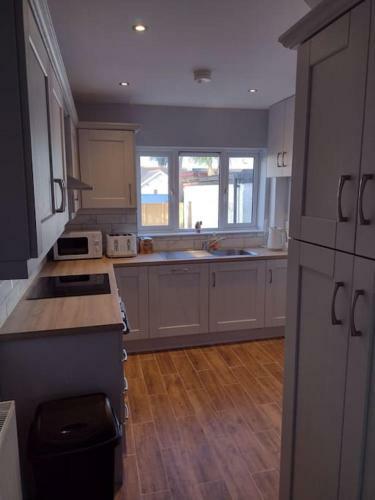 33 Valentia Place