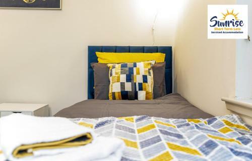 Apartamento 4 Beds At Scone, Perth By Sunrise Short Lets