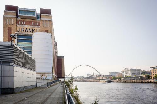 Luxury Quayside Apartment