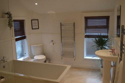 Apartamento 8 Bed House 2 Miles (7 Mins) From Newcastle Centre