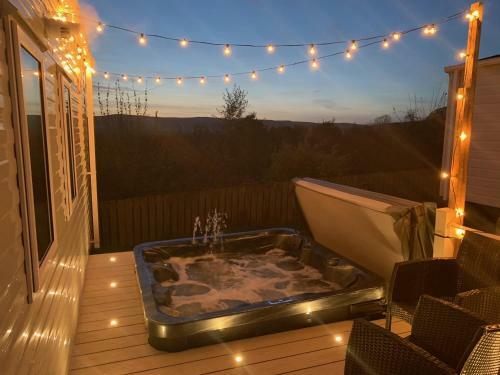 Livvi Rosa's Lodge