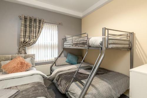 Newcastle City Centre Super Spacious Apartment