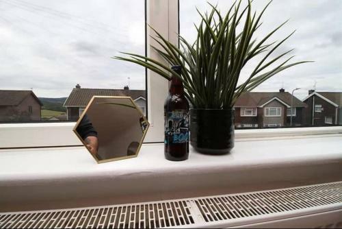 Fully Equipped And Self Check In 2 Bedroom Apartment