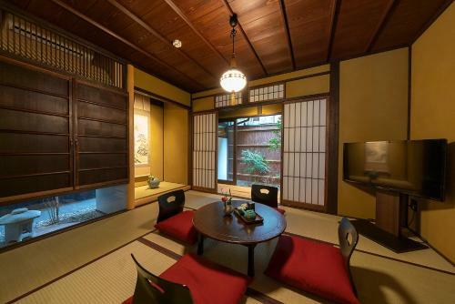 Shakudo An Machiya House