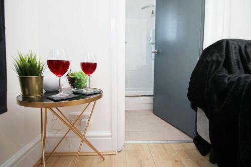 A Functional Studio Apartment Situated Perfectly On Chepstow Road - Flat 4