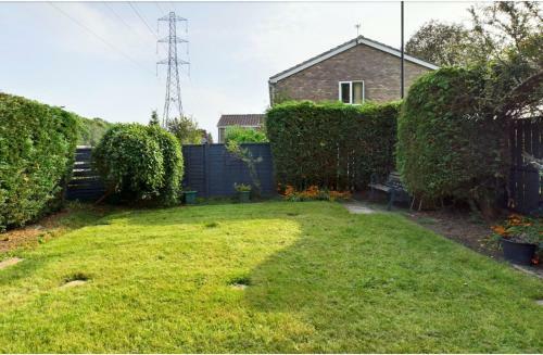 Inviting 2-bed House In Newcastle Upon Tyne