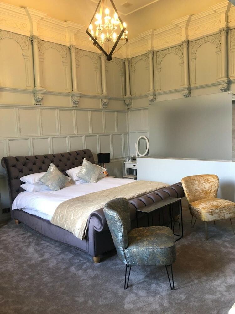 Hotel The Old Lodge