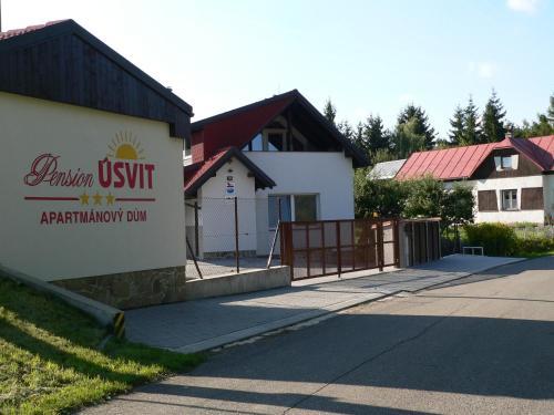 Apartamentos Pension �svit